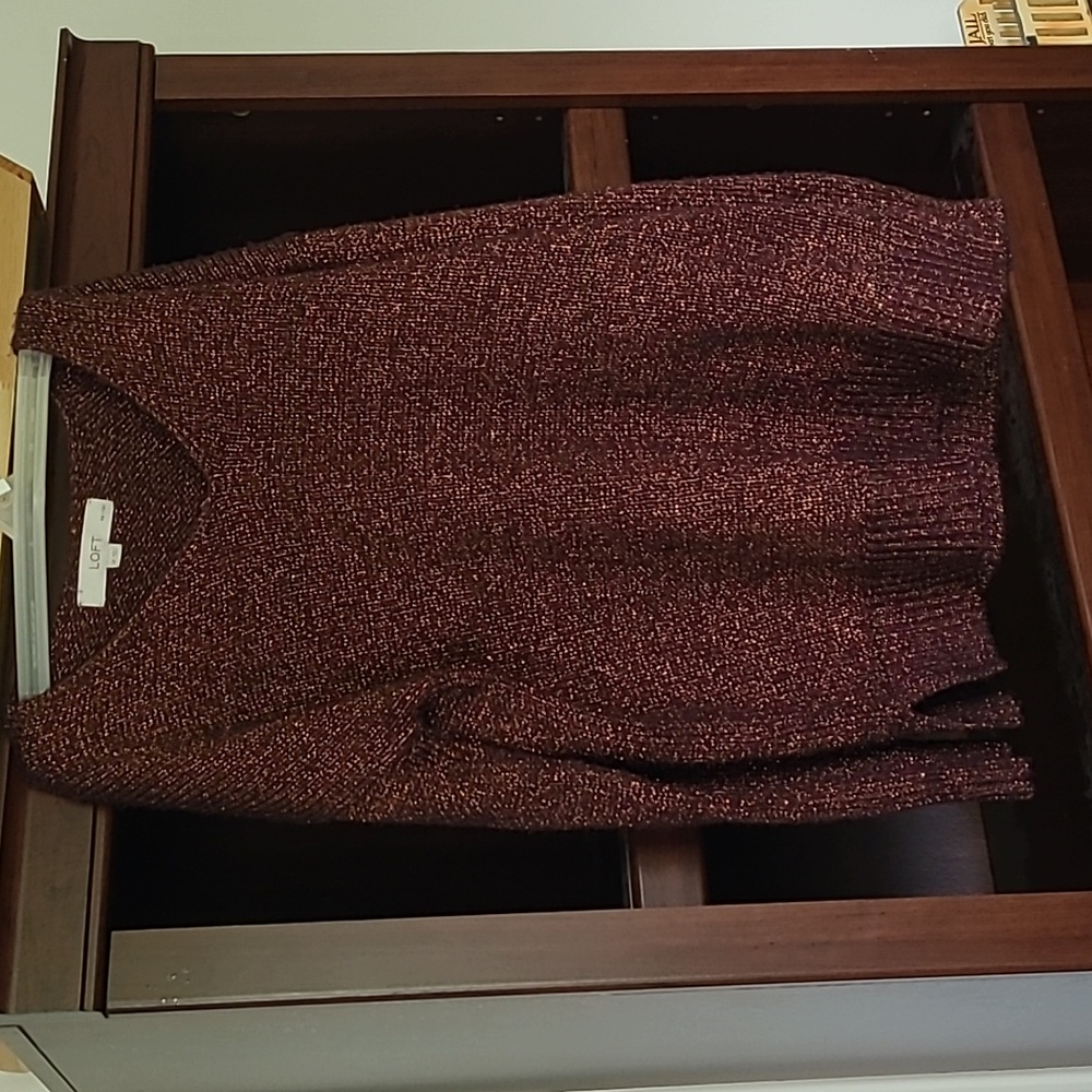 Ann Taylor Loft Maroon And Gold Sweater SP petite